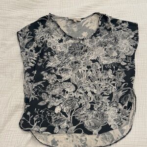LOFT Monochrome Floral Blouse